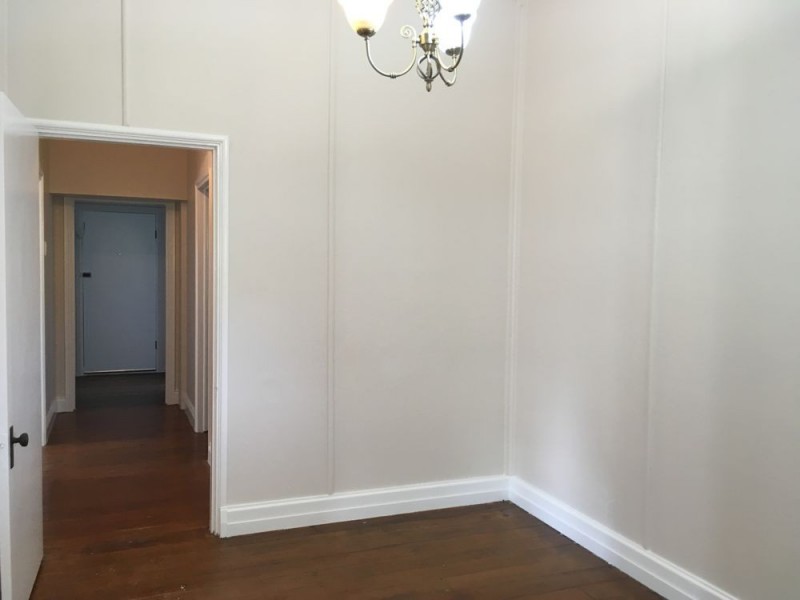 273 Alderley Street, Centenary Heights QLD 4350
