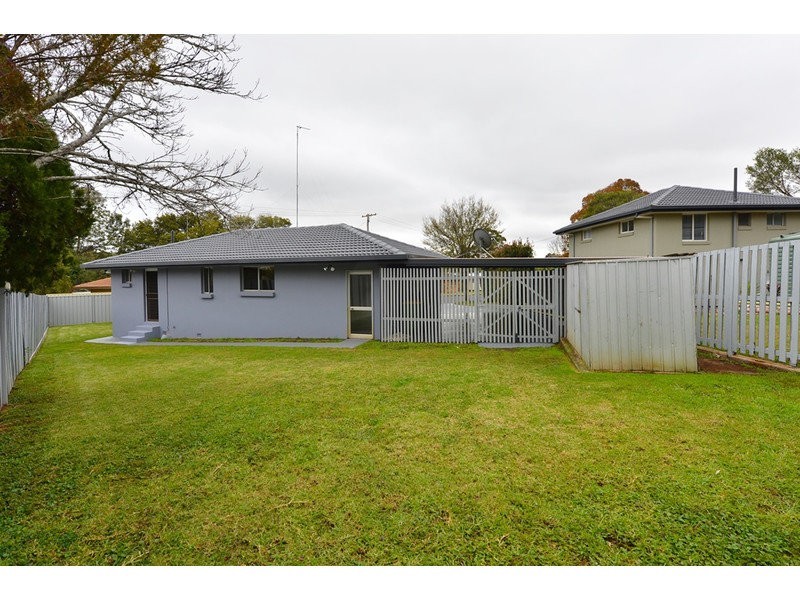 12 Balanga Court, South Toowoomba QLD 4350