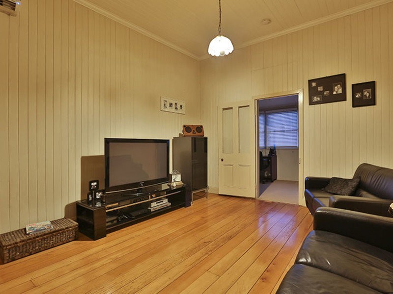 2A O’Quinn Street, Harristown QLD 4350