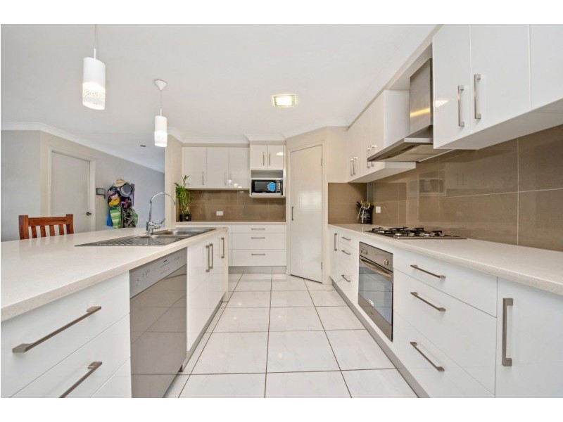 3 Wedgetail Drive, Highfields QLD 4352