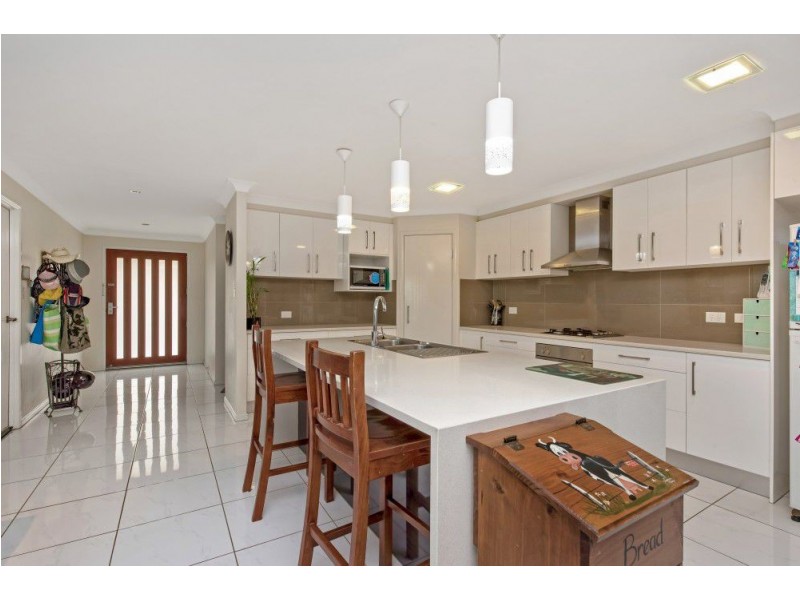 3 Wedgetail Drive, Highfields QLD 4352