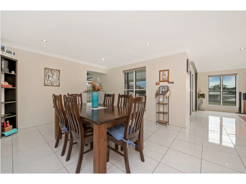 3 Wedgetail Drive, Highfields QLD 4352