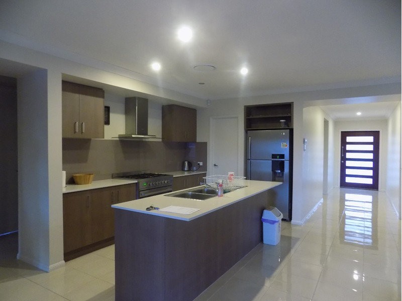 18 Sandalwood Drive, Glenvale QLD 4350