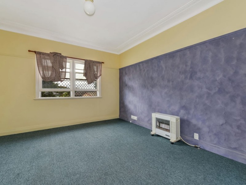 2 Third Avenue, Harristown QLD 4350