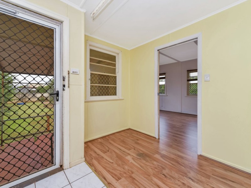 2 Third Avenue, Harristown QLD 4350