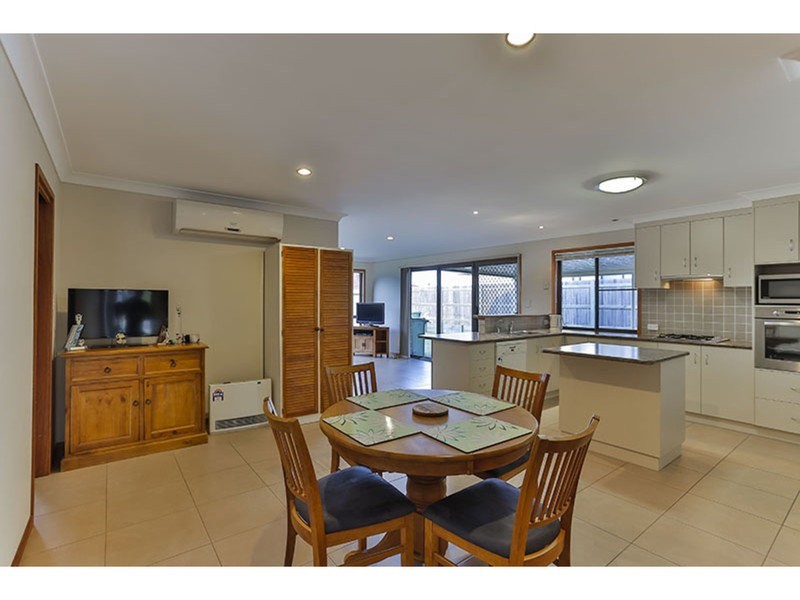 79 Pillar Street, Middle Ridge QLD 4350
