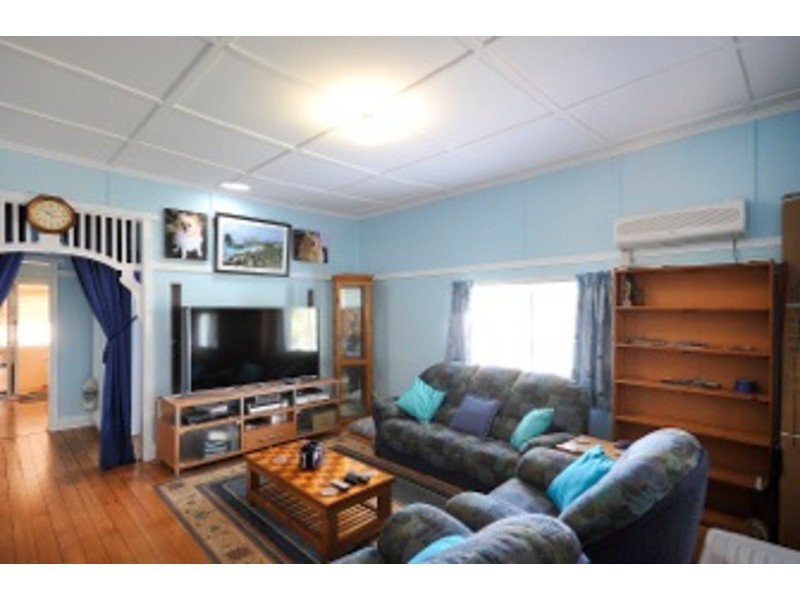 4 Braemar Street, South Toowoomba QLD 4350