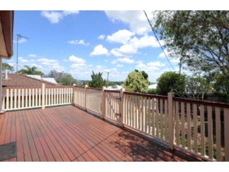4 Braemar Street, South Toowoomba QLD 4350