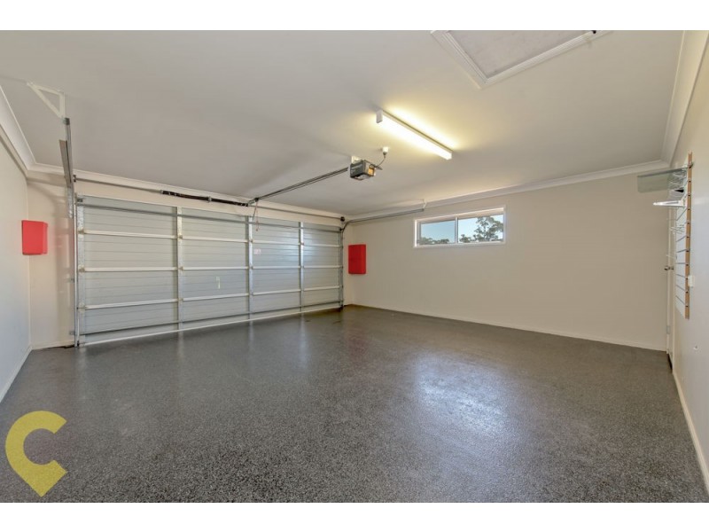 11 McCallum Court, Middle Ridge QLD 4350