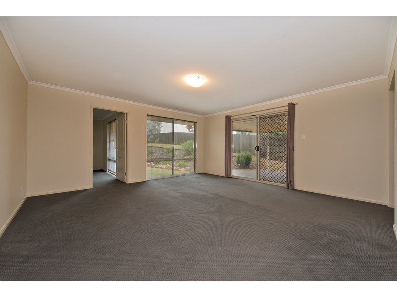 10 Trevean Drive, Kleinton QLD 4352