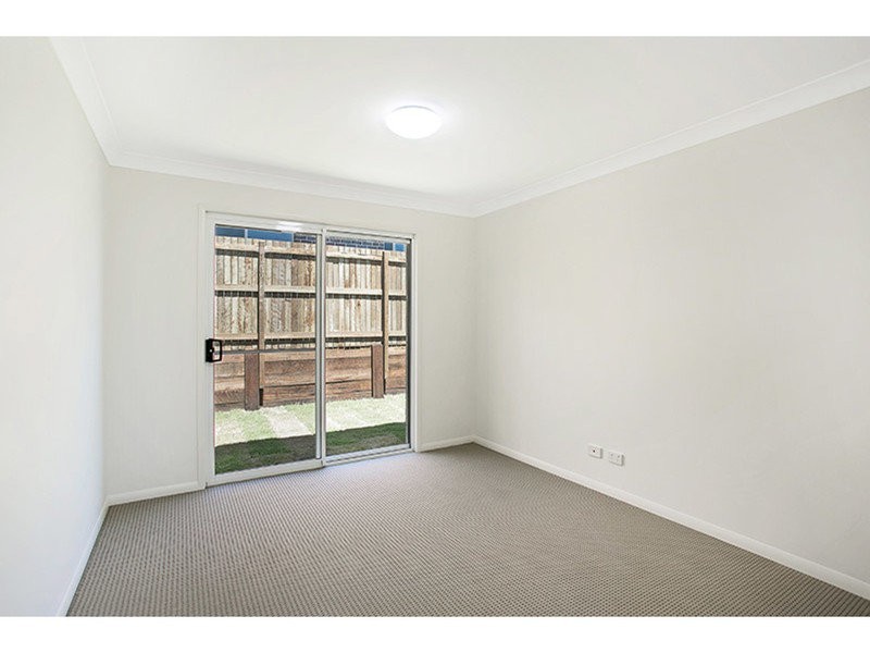 4 Parkview Drive, Glenvale QLD 4350