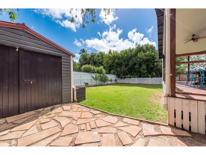19 Henderson Street, Newtown QLD 4350