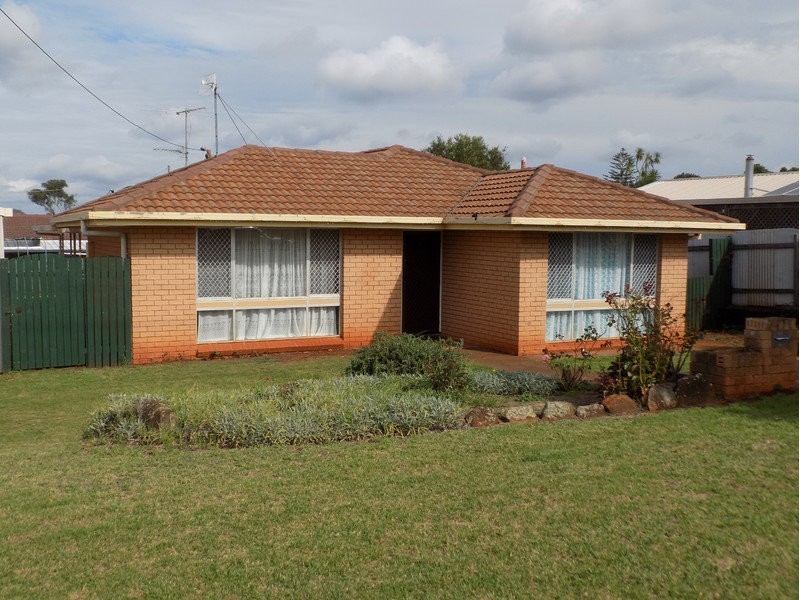 26 Platz Street, Darling Heights QLD 4350