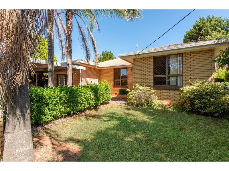 5 Wellcamp Street, Newtown QLD 4350
