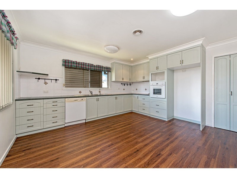 56 Buckland Street, Harristown QLD 4350