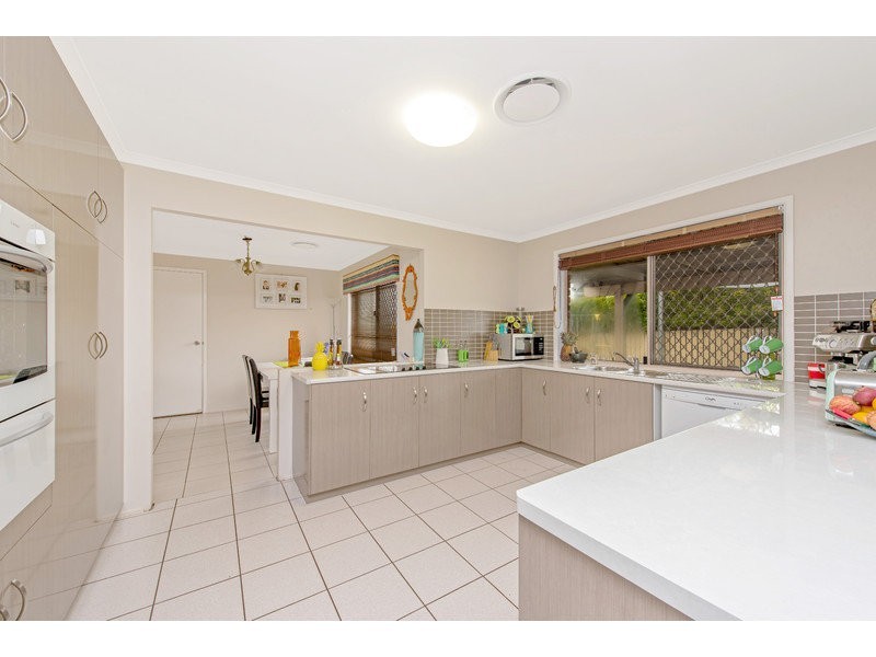 17 Byrd Court, Wilsonton QLD 4350