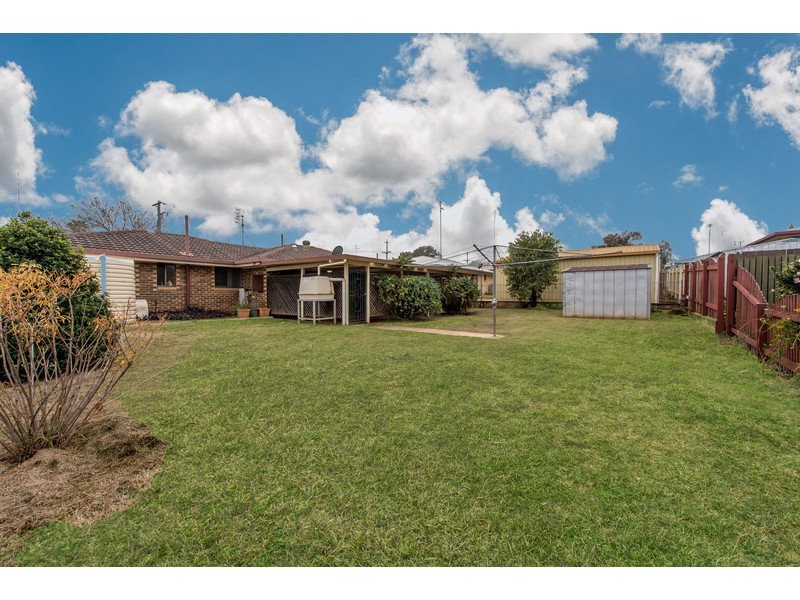 12 Lindberg Street, Wilsonton QLD 4350