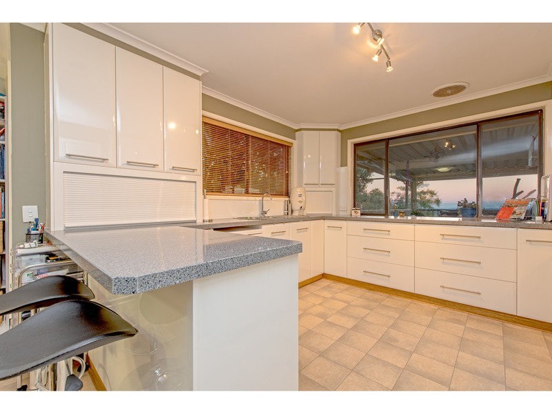 9 Katoomba Crescent, Prince Henry Heights QLD 4350