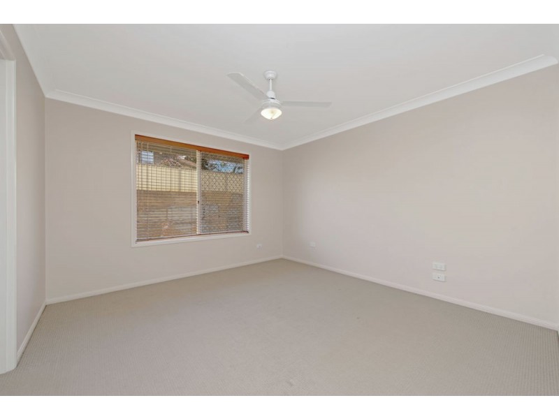 14 Willowburn Drive, Rockville QLD 4350