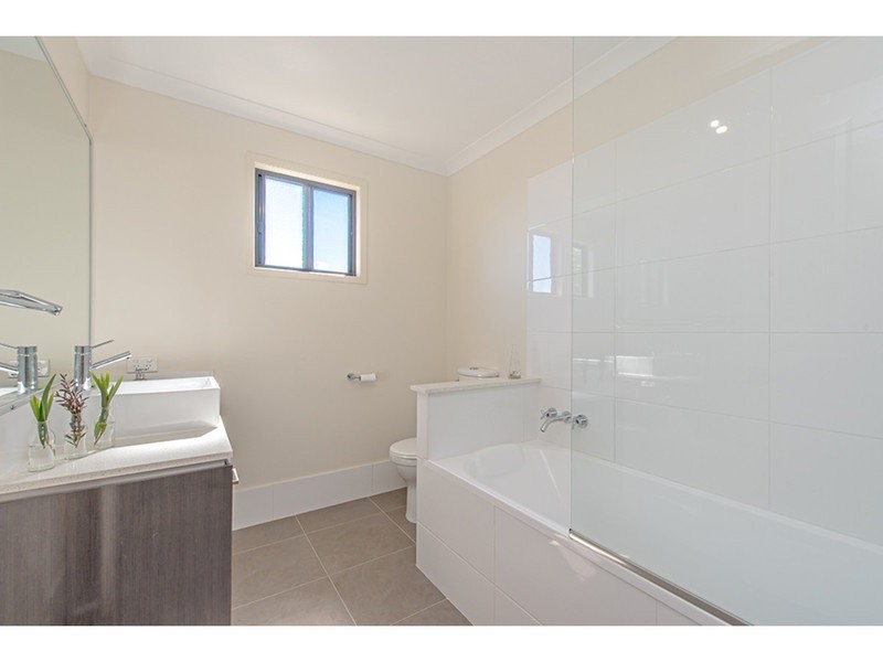 8/39 Gipps Street, Drayton QLD 4350