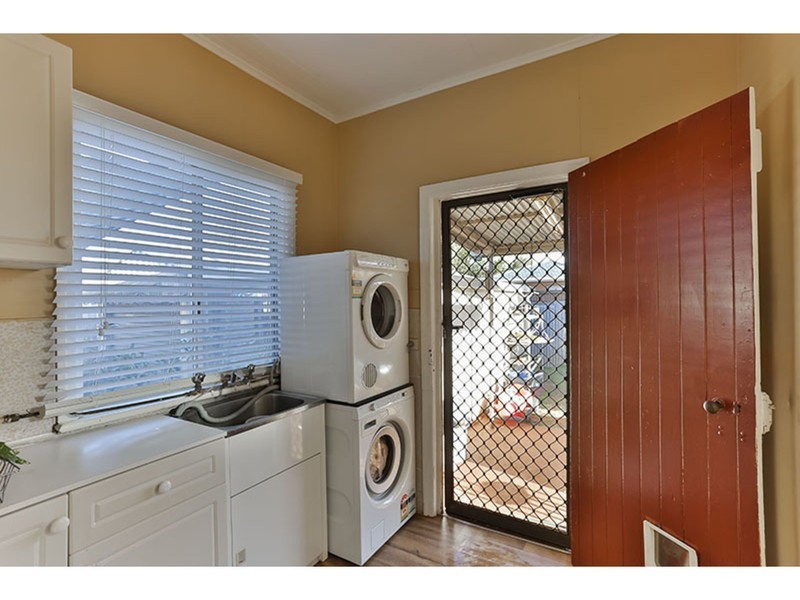 274 Taylor Street, Glenvale QLD 4350