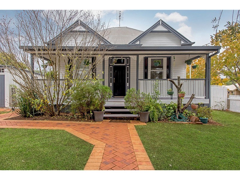 66 Herries Street, East Toowoomba QLD 4350