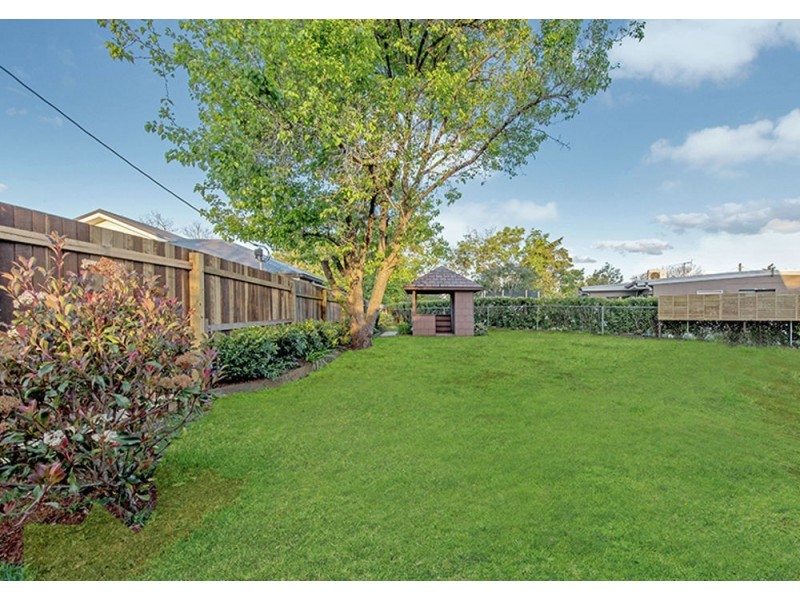 24 Tourist Road, East Toowoomba QLD 4350