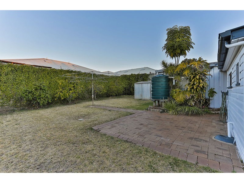 66 Gordon Avenue, Newtown QLD 4350