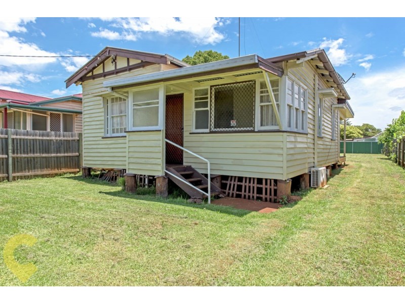 5 McCarthy Street, Newtown QLD 4350