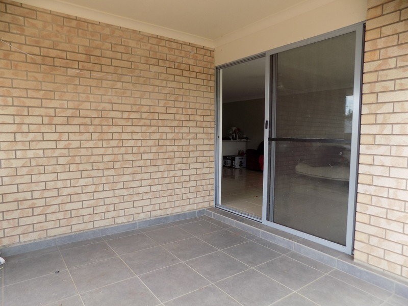 2/4 Samuel Court, Darling Heights QLD 4350
