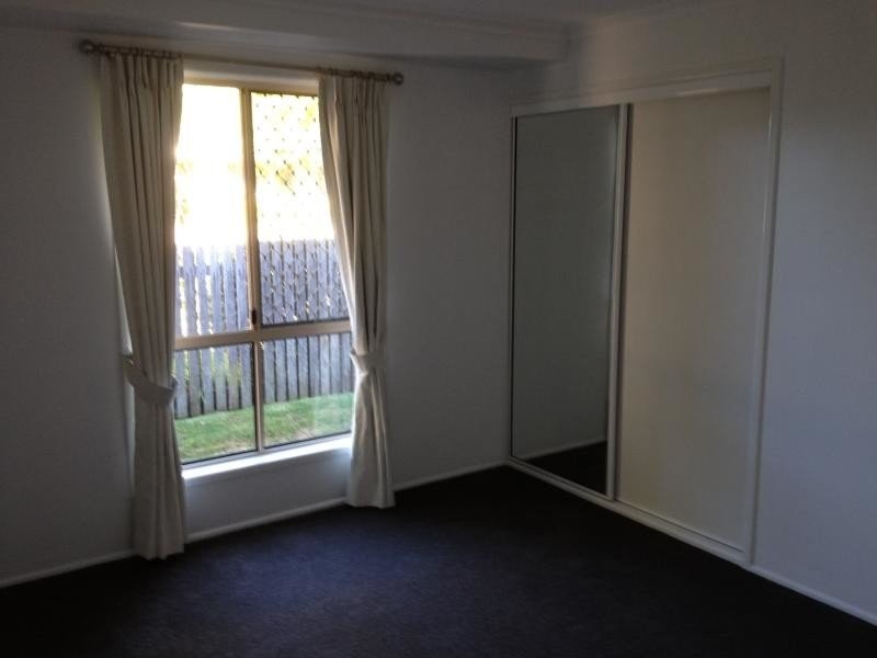 42 Hoepper Street, Kearneys Spring QLD 4350