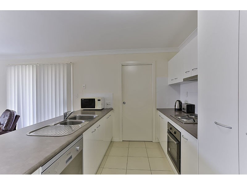 48 Ferguson Road, Westbrook QLD 4350