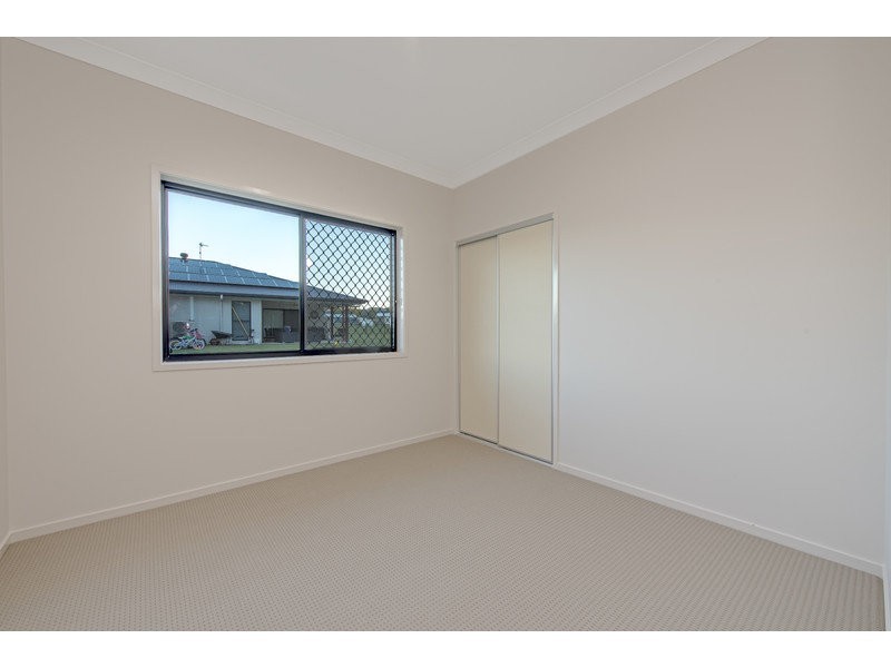 17 Kimdonn Drive, Withcott QLD 4352