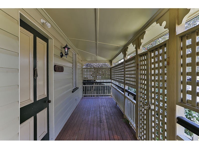 17 Sir Street, North Toowoomba QLD 4350