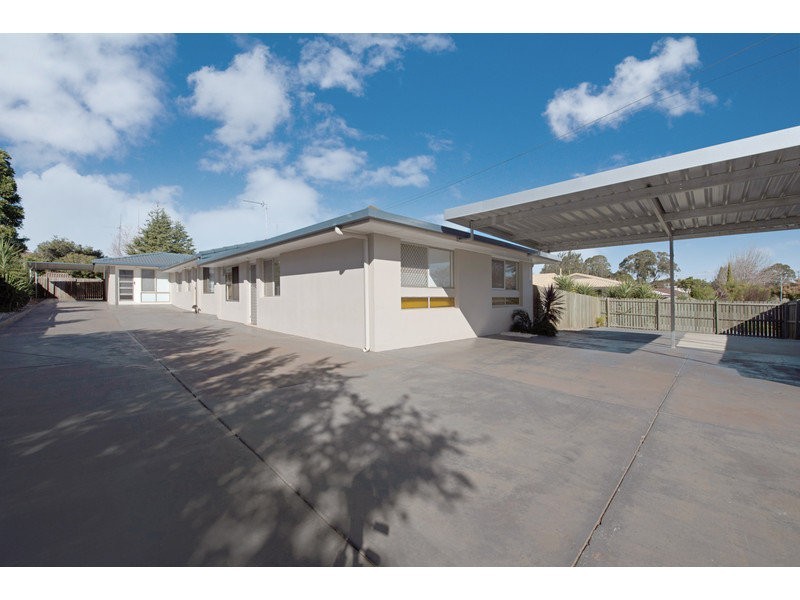 4 Gunn Street, Kearneys Spring QLD 4350