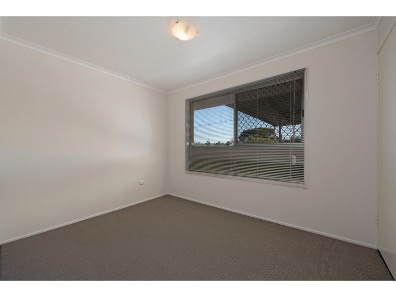 4 Gunn Street, Kearneys Spring QLD 4350
