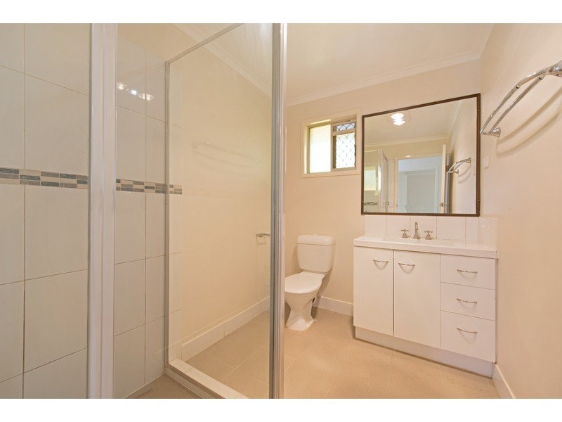 4 Gunn Street, Kearneys Spring QLD 4350