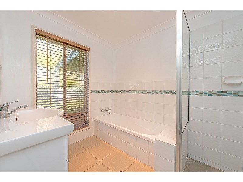 16 Jamieson Court, Darling Heights QLD 4350