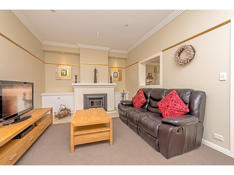 198A West Street, South Toowoomba QLD 4350