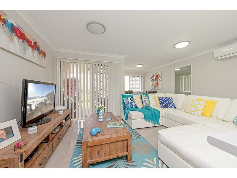 2/18 Tempest Drive, Glenvale QLD 4350