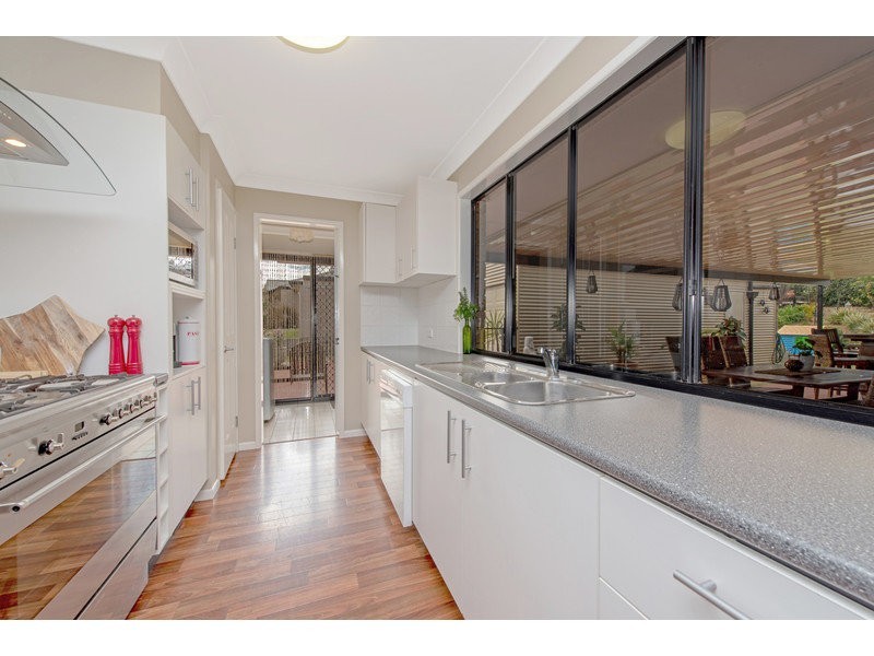 15 Schaefer Court, Westbrook QLD 4350