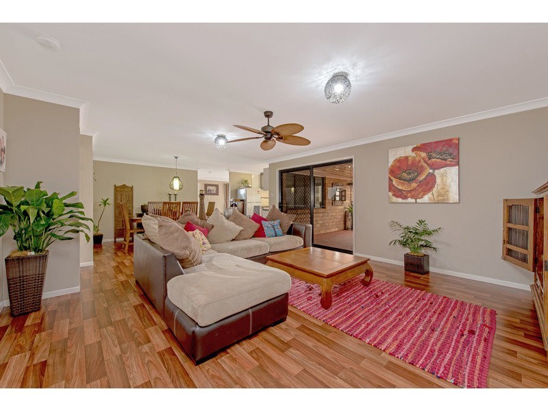 15 Schaefer Court, Westbrook QLD 4350