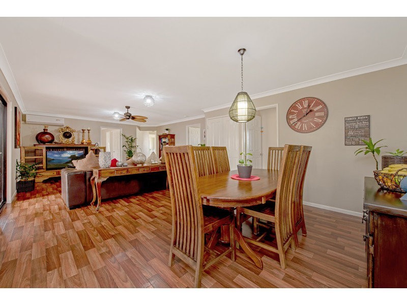 15 Schaefer Court, Westbrook QLD 4350