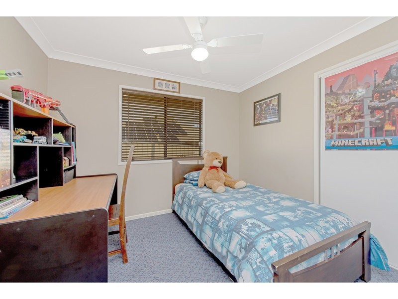 15 Schaefer Court, Westbrook QLD 4350