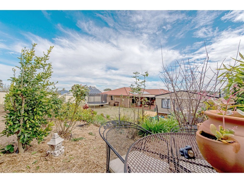 15 Schaefer Court, Westbrook QLD 4350