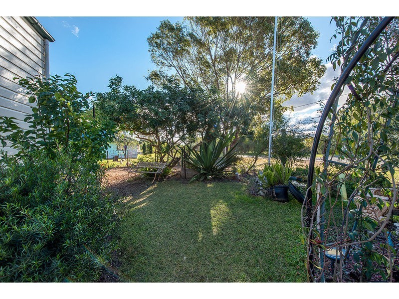 14 Harth Street, Goombungee QLD 4354