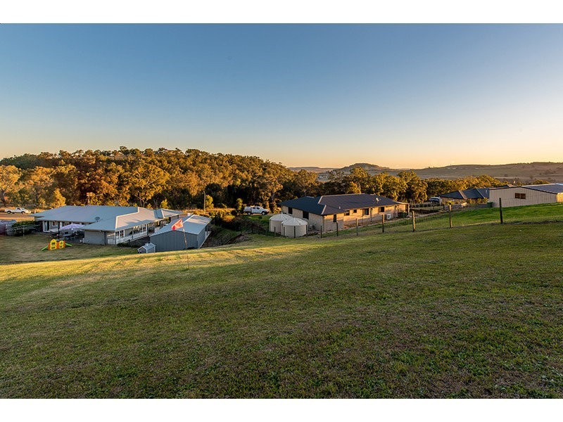 154 Carroll Road, Preston QLD 4352