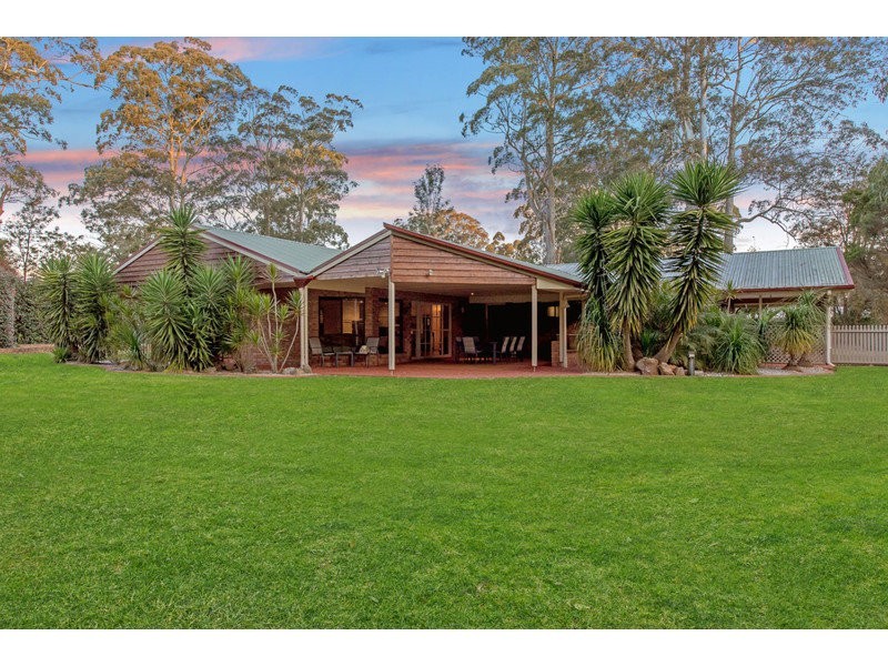 35 Blue Gum Drive, Highfields QLD 4352