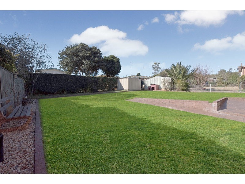 9 Maker Street, Rangeville QLD 4350
