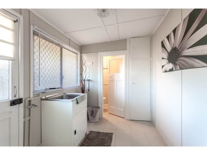 100 Water Street, South Toowoomba QLD 4350